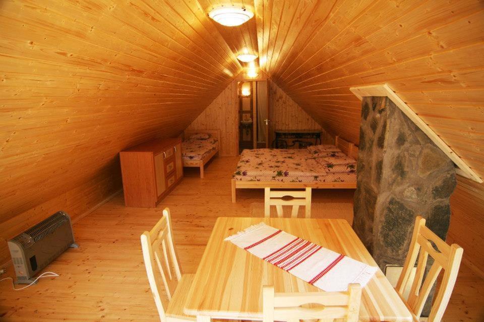 Kemences Porta Hotel Hollókő Bagian luar foto
